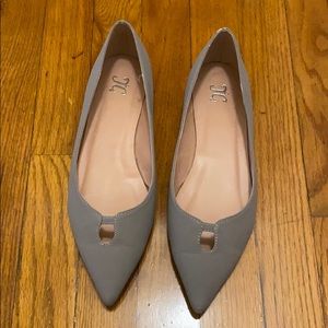 Pointed Toe Suede Flats